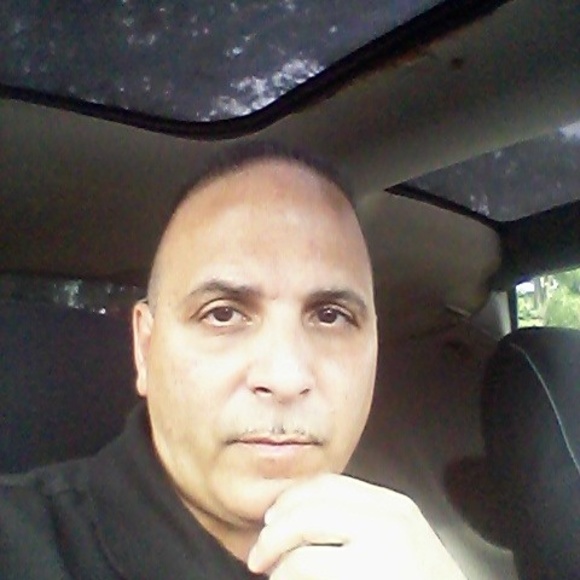 Meet your Posher, Nicolas - Picture 1 of 1